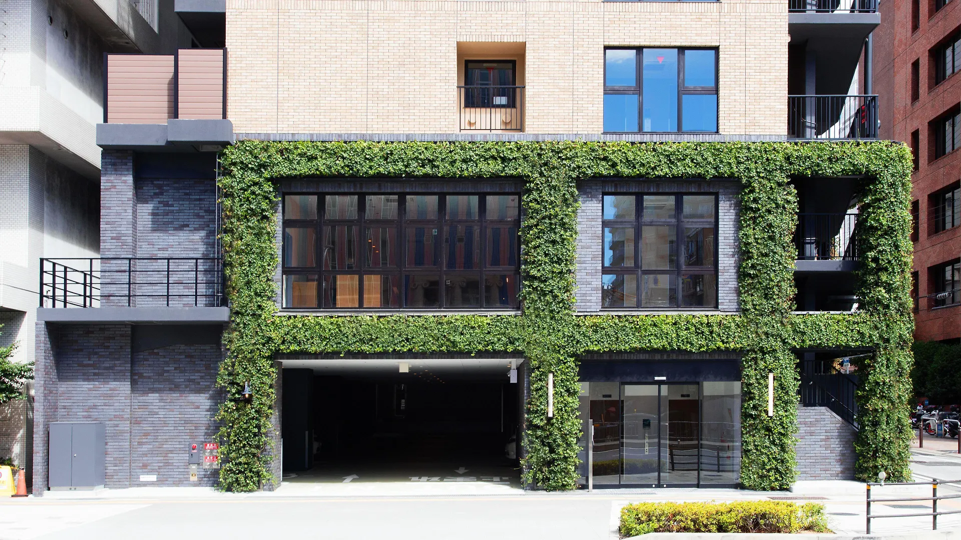 近畿で泊まるべき格安ホテル4選:コスパ重視の滞在ガイド